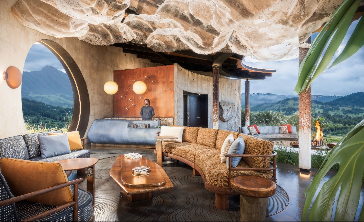 FRIENDS PRIVATE GETAWAY